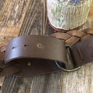 Eddie Bower Leather braided belt. Size Medium
